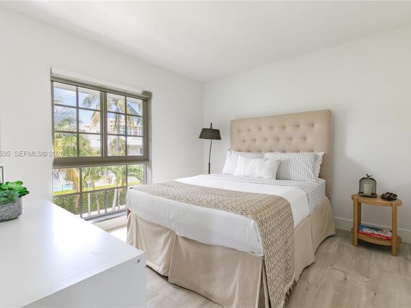 290 Sunrise Dr, Unit 3-F, Key Biscayne, FL 33149