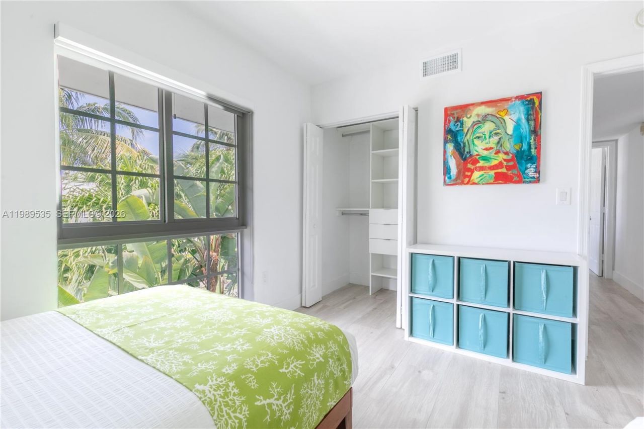 290 Sunrise Dr, Unit 3-F, Key Biscayne, FL 33149 Photo