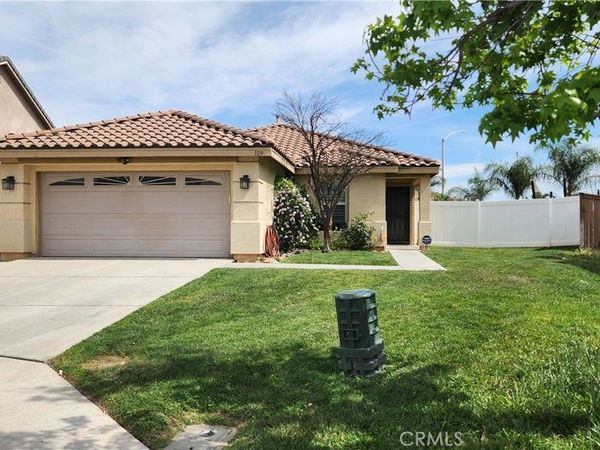 1179 Alderwood Drive, Perris, CA 92571