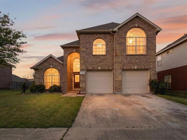 2102 Pecan Ridge Drive, Forney, TX 75126