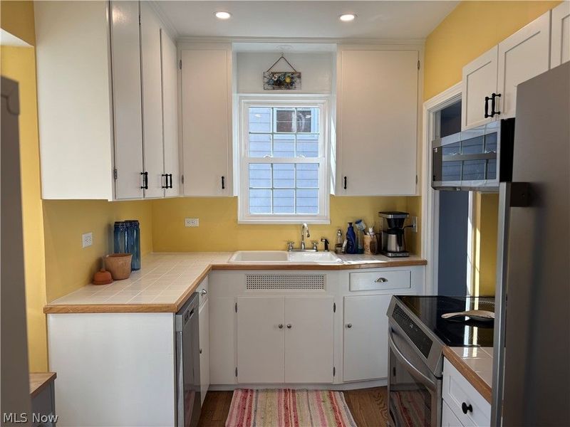 3786 Westwood Road, University Heights, OH 44118 Photo 3