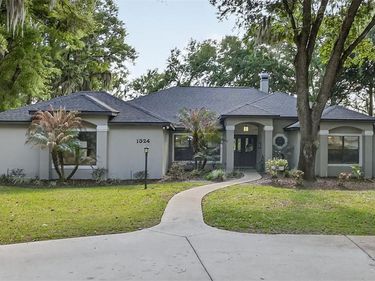 1324 OTTERS VIEW COURT , FRUITLAND PARK, FL 34731
