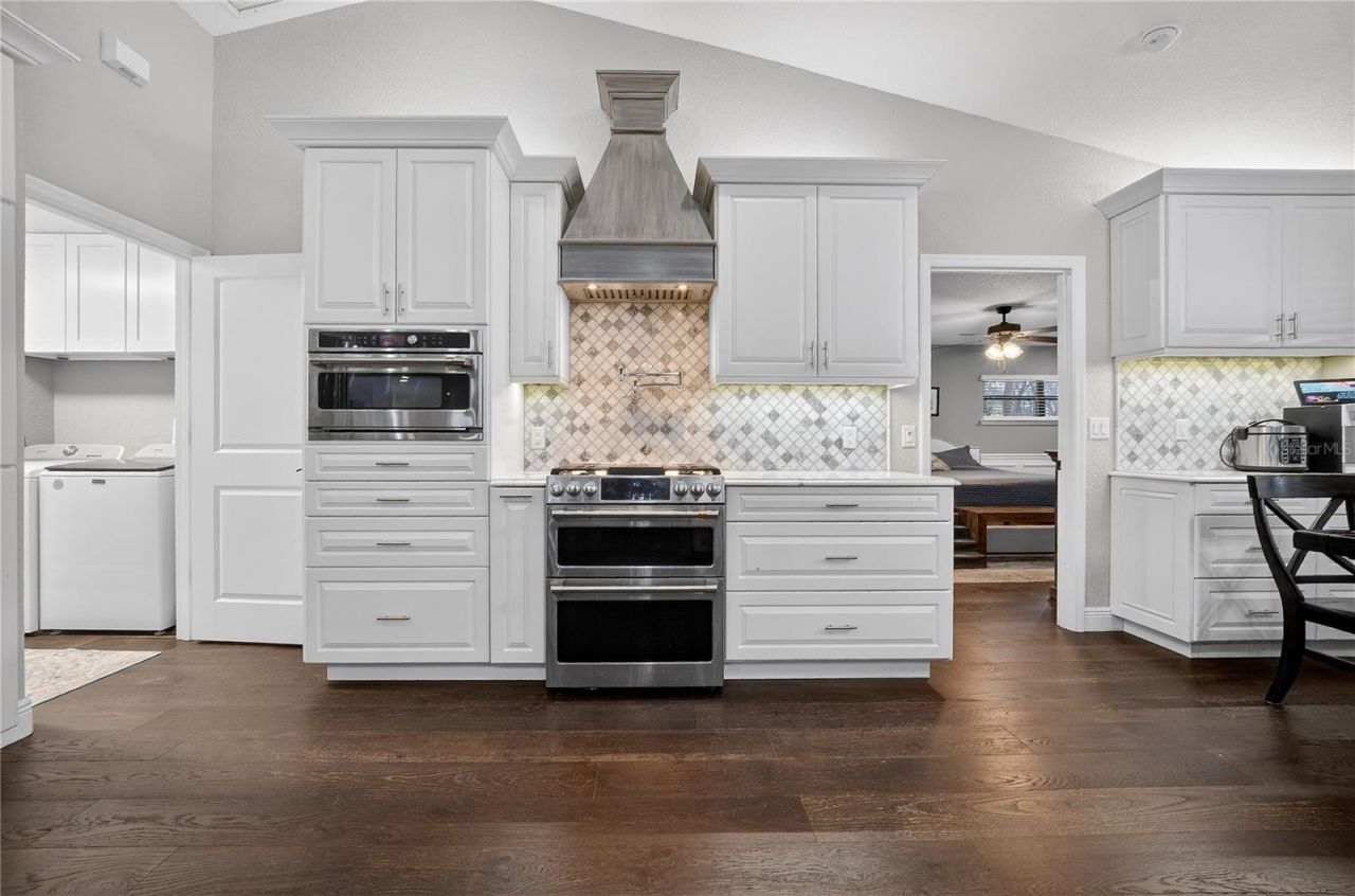 1324 Otters View Court, Fruitland Park, FL 34731 Photo