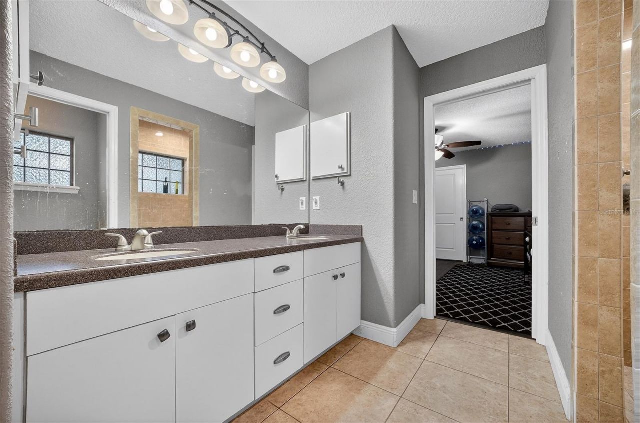 1324 Otters View Court, Fruitland Park, FL 34731 Photo