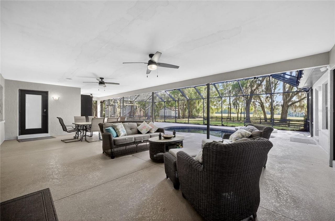 1324 Otters View Court, Fruitland Park, FL 34731 Photo