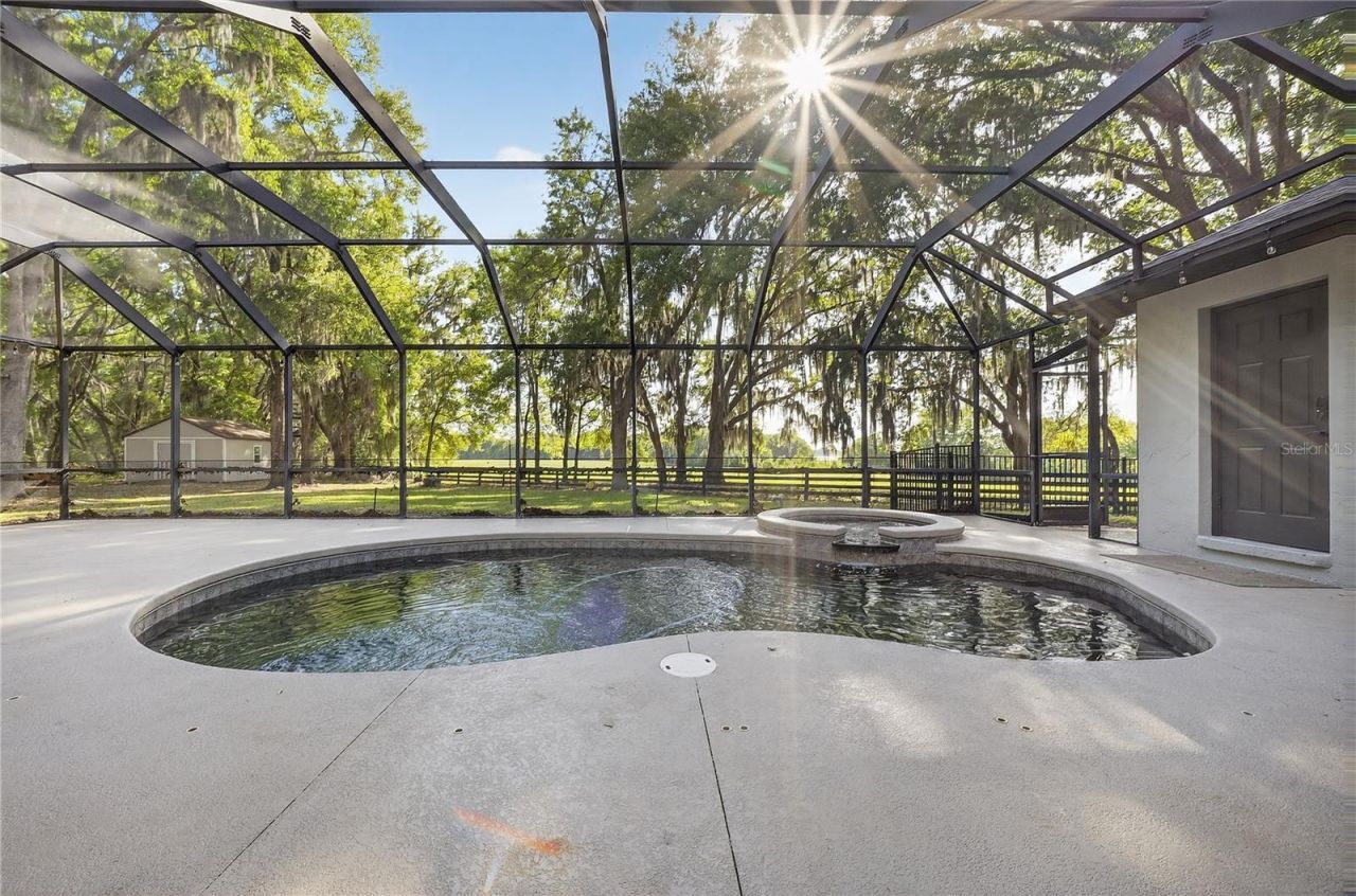 1324 Otters View Court, Fruitland Park, FL 34731 Photo