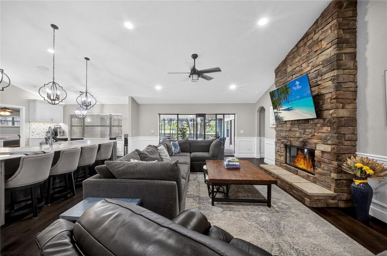 1324 Otters View Court, Fruitland Park, FL 34731 Photo