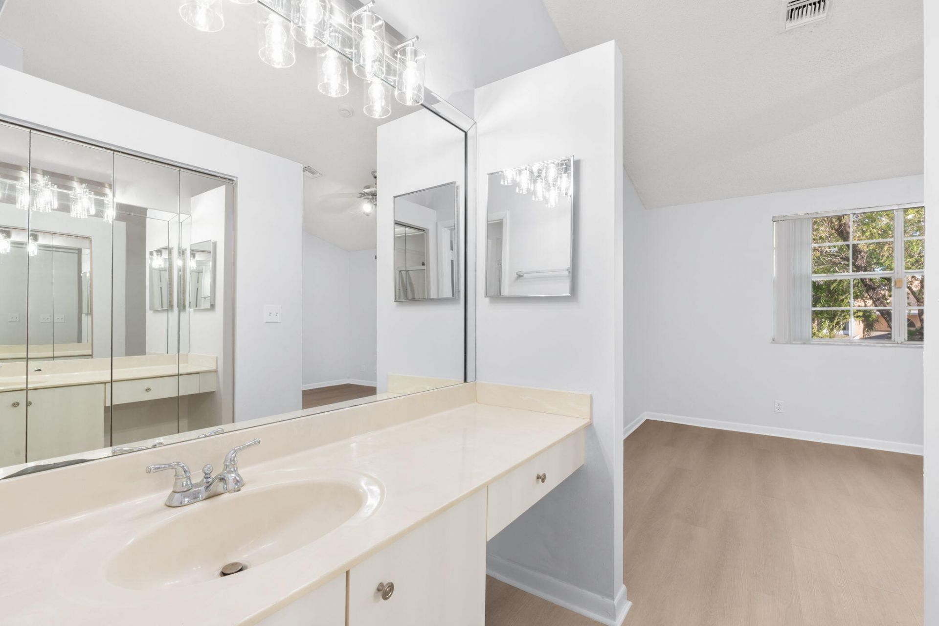 7107 Woodmont Way, Tamarac, FL 33321 Photo