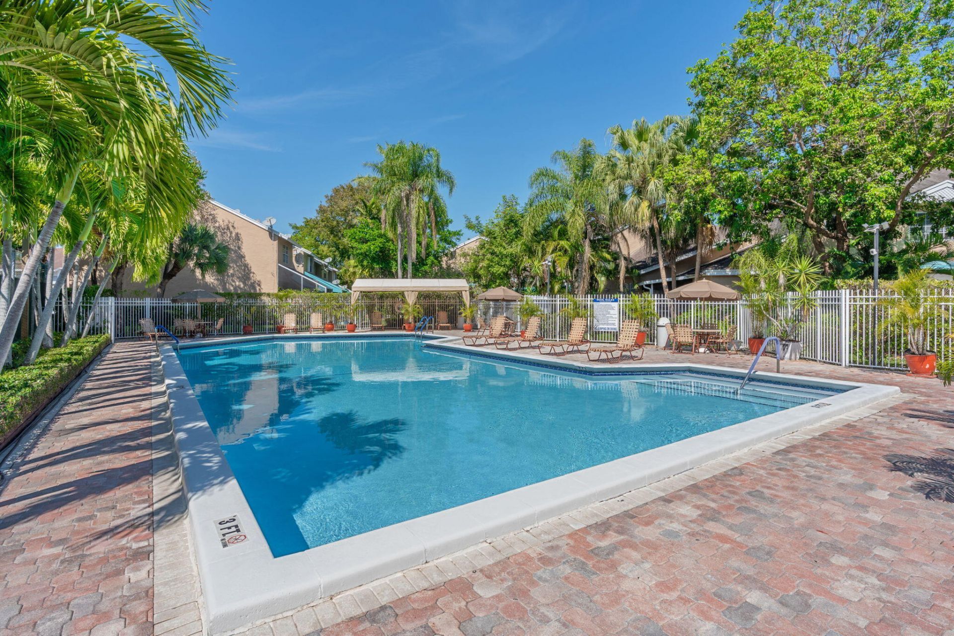 7107 Woodmont Way, Tamarac, FL 33321 Photo