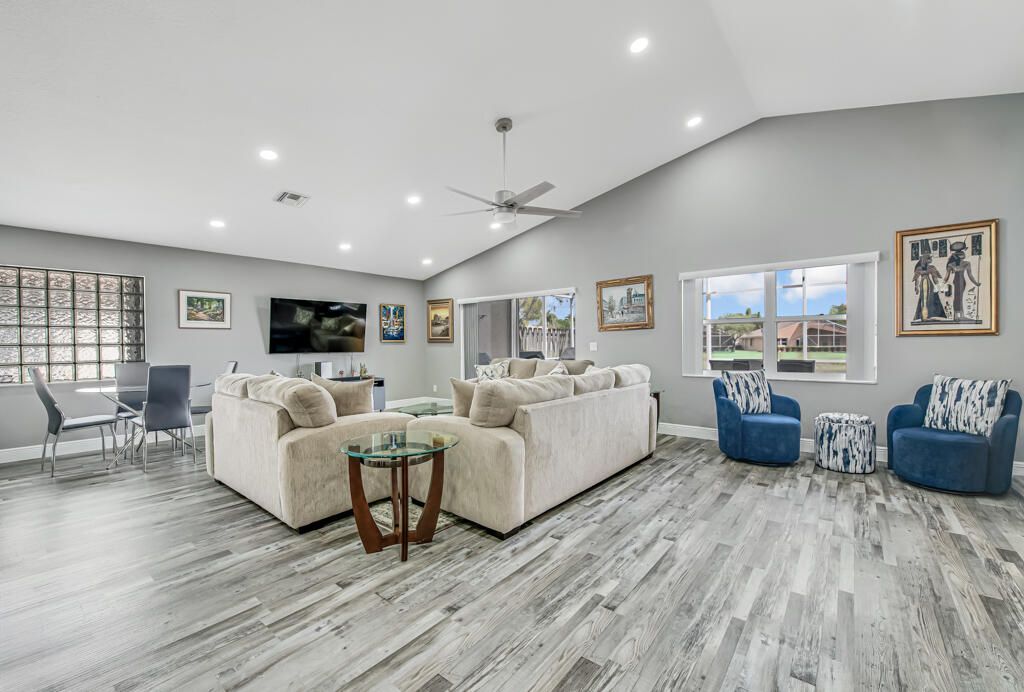 8075 Duomo Circle, Boynton Beach, FL 33472 Photo