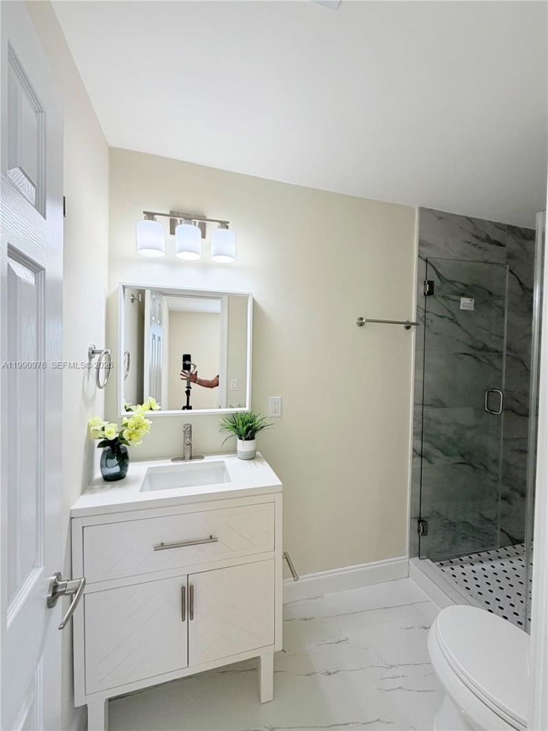 4731 NW 11th St, Lauderhill, FL 33313 Photo