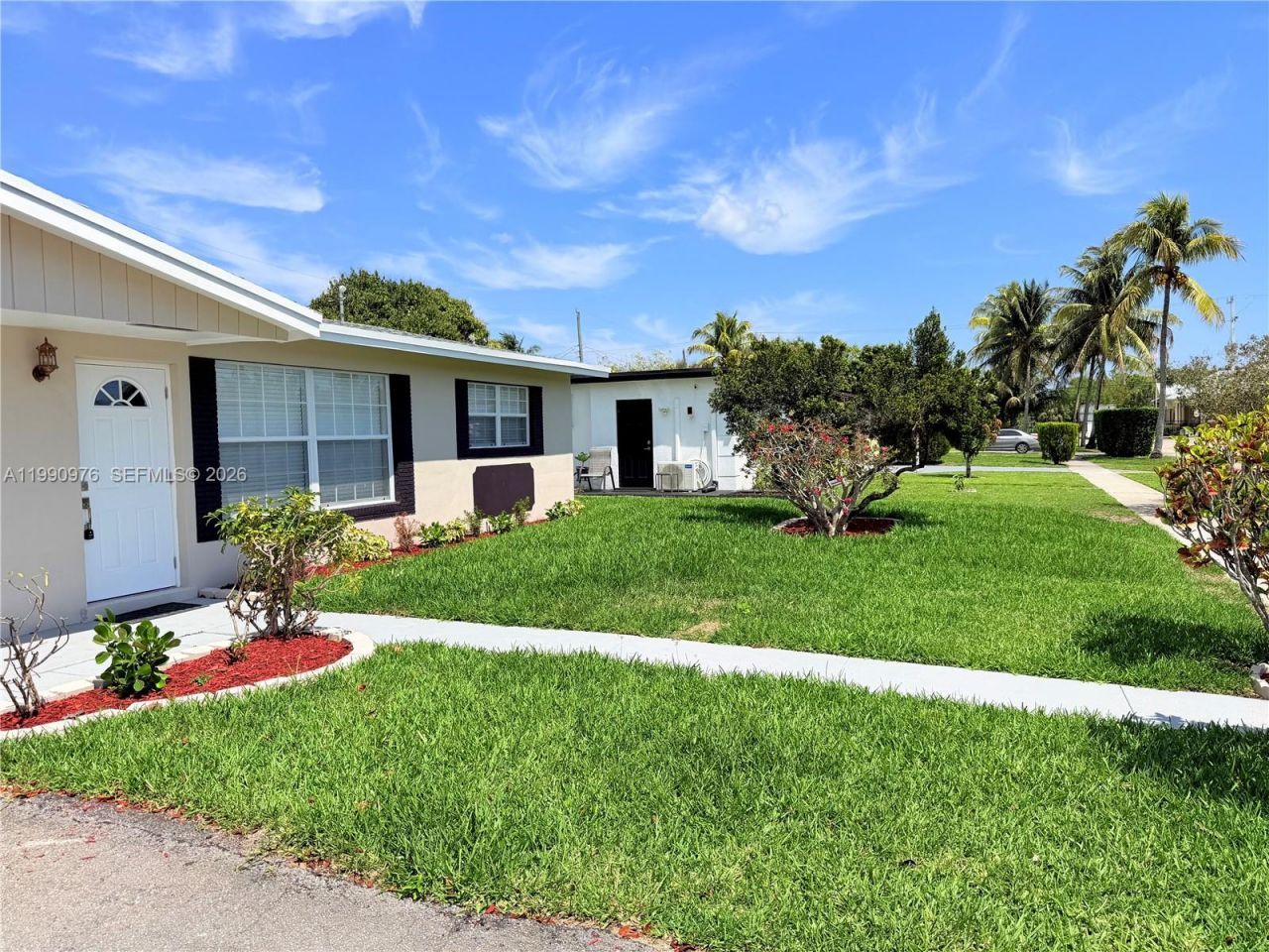 4731 NW 11th St, Lauderhill, FL 33313 Photo