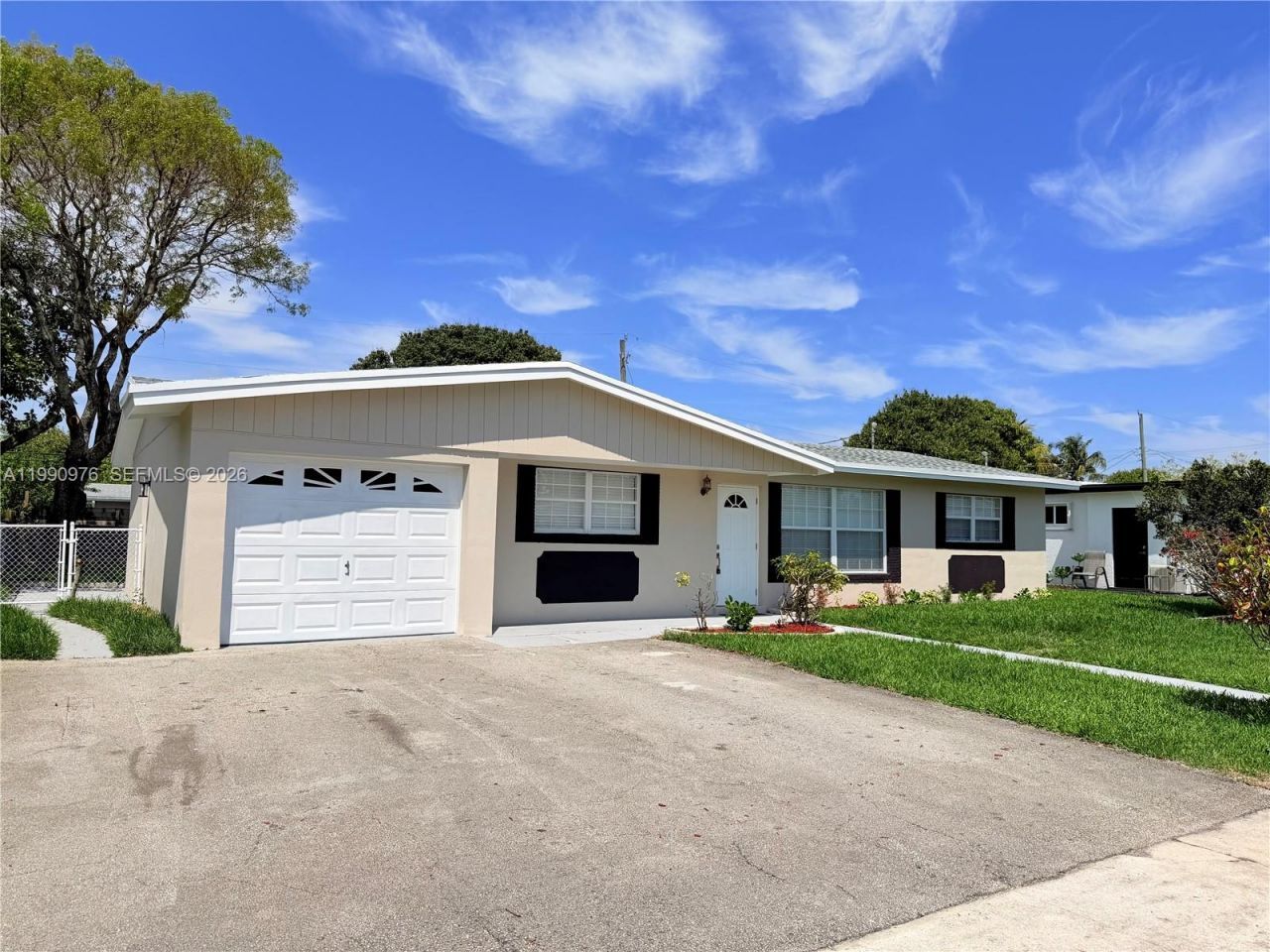 4731 NW 11th St, Lauderhill, FL 33313 Photo