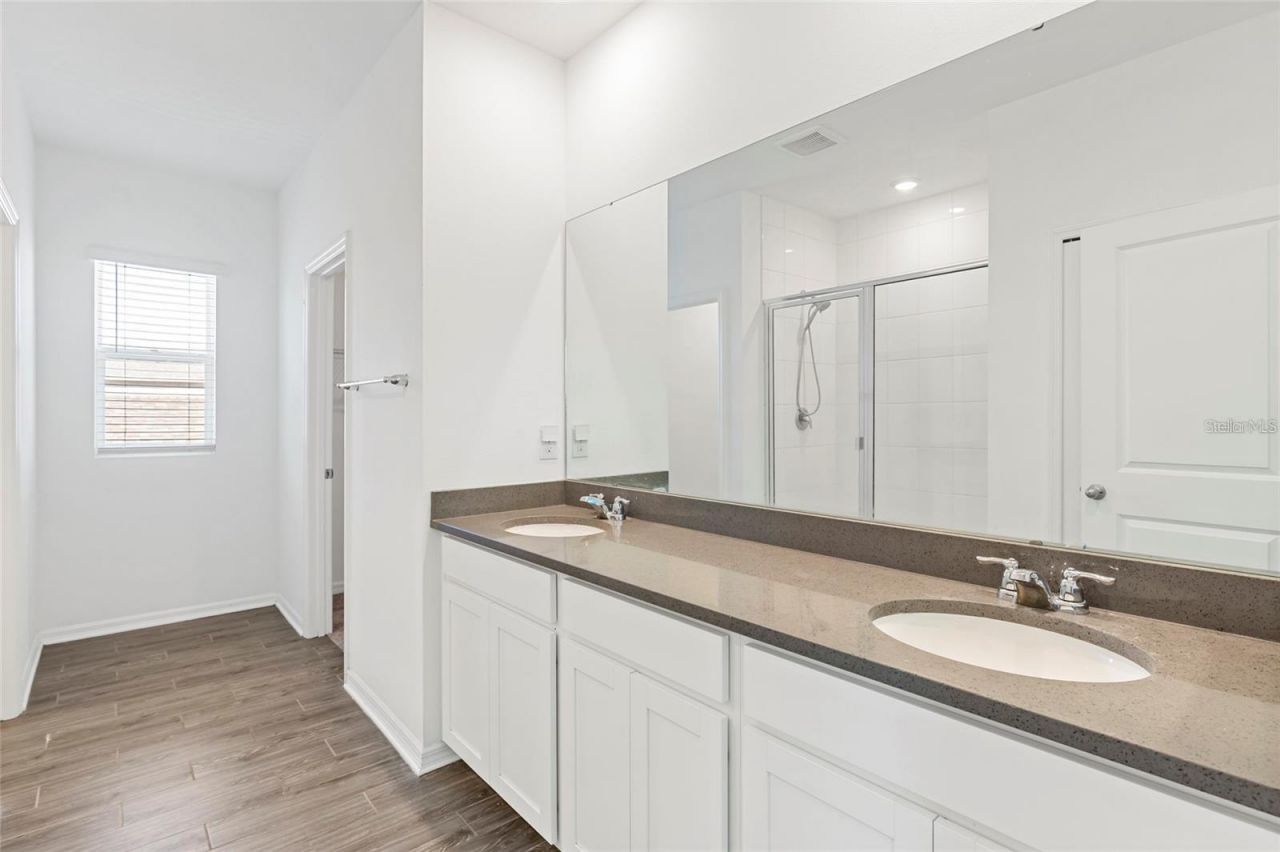 5435 Los Robles Court, Palmetto, FL 34221 Photo