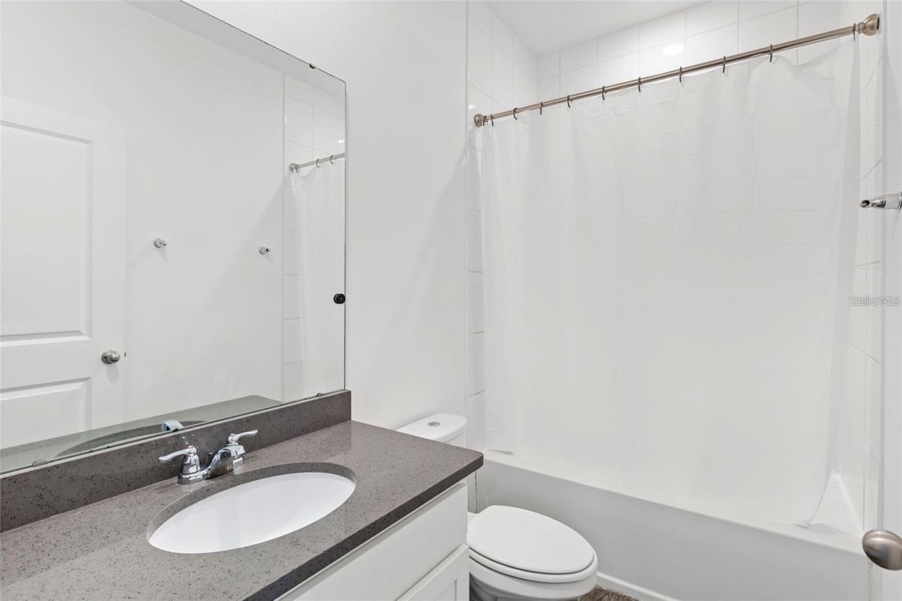 5435 Los Robles Court, Palmetto, FL 34221 Photo