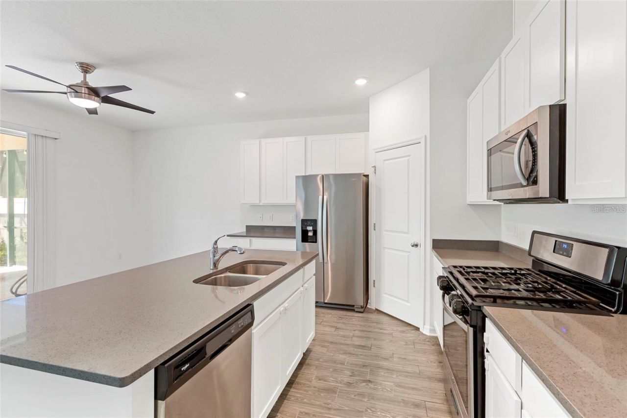 5435 Los Robles Court, Palmetto, FL 34221 Photo