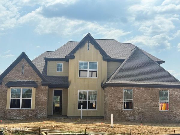 7391 NEWBURY DR, Olive Branch, MS 38654