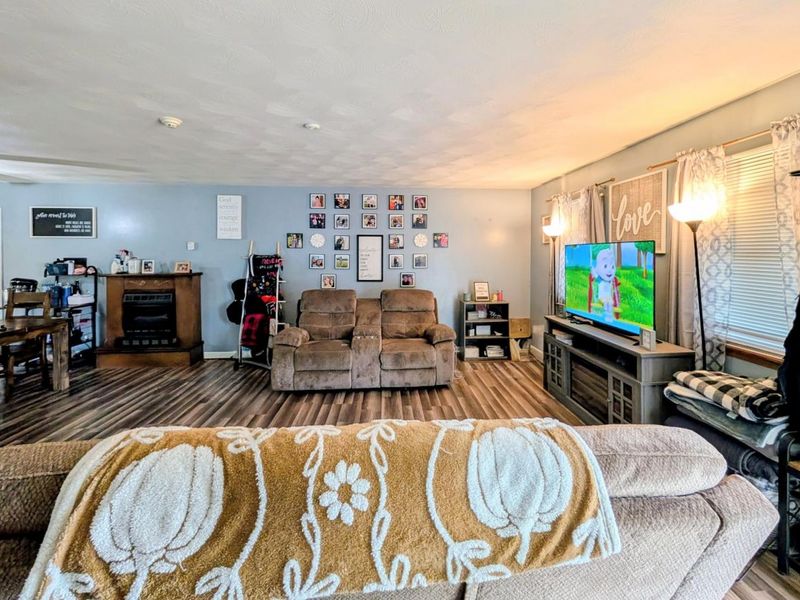 687 W Elm Street, Washington Court House, OH 43160 Photo 6