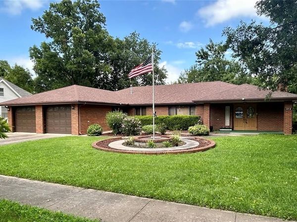 212 N Grant Street, Erie, KS 66733