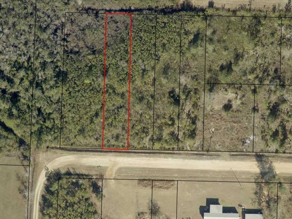 11707 Magnolia Street , Fountain, FL 32438