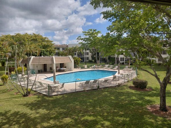 6850 Royal Palm Boulevard, Unit 211g, Margate, FL 33063