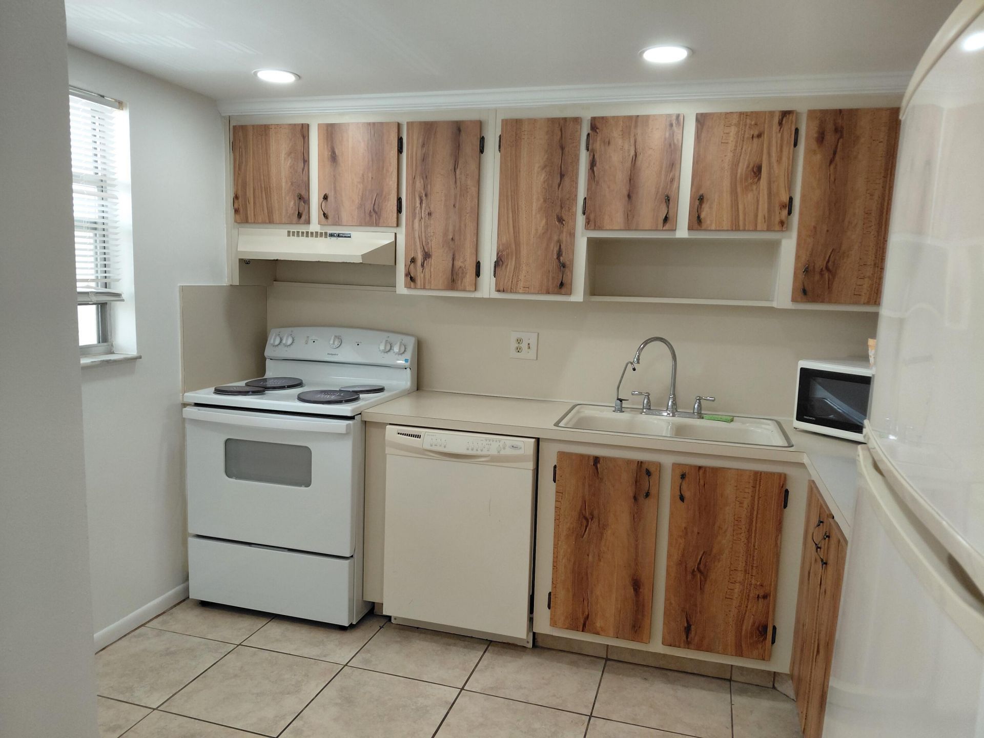 6850 Royal Palm Boulevard, Unit 211g, Margate, FL 33063 Photo