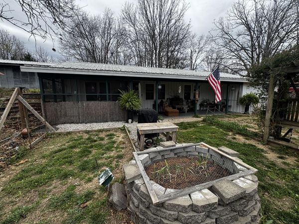 22827 Elderberry Drive W, Summersville, MO 65571
