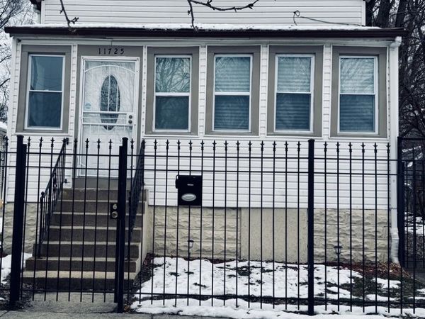 11725 S Morgan Street , Chicago, IL 60643