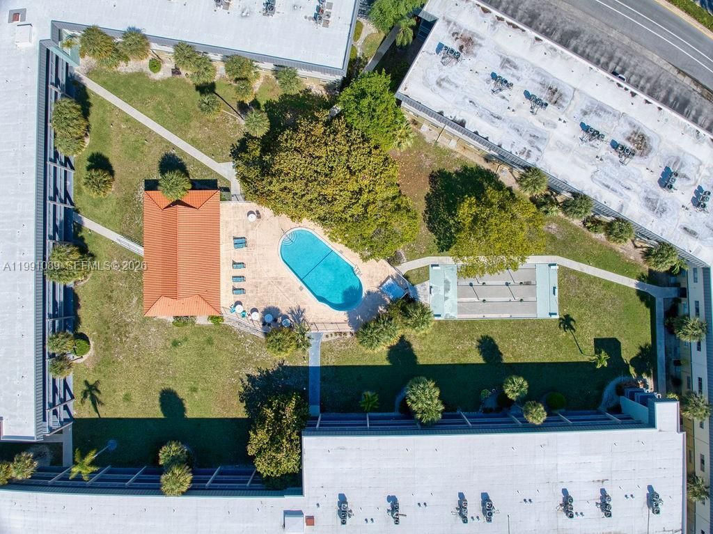 270 Layne Blvd , Unit 207, Hallandale Beach, FL 33009 Photo