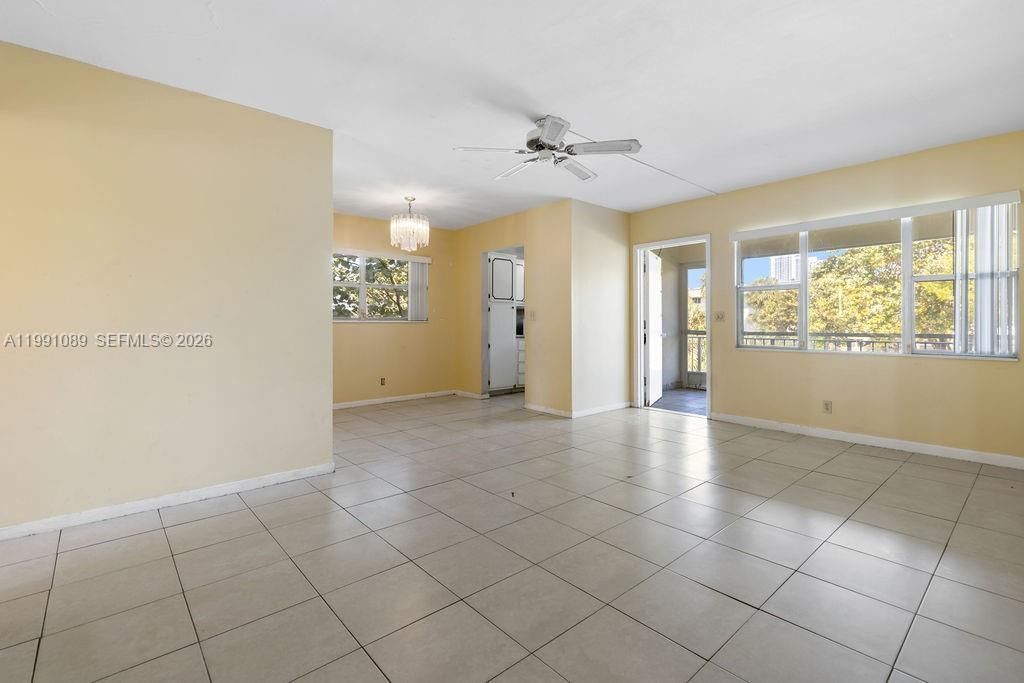 270 Layne Blvd , Unit 207, Hallandale Beach, FL 33009 Photo