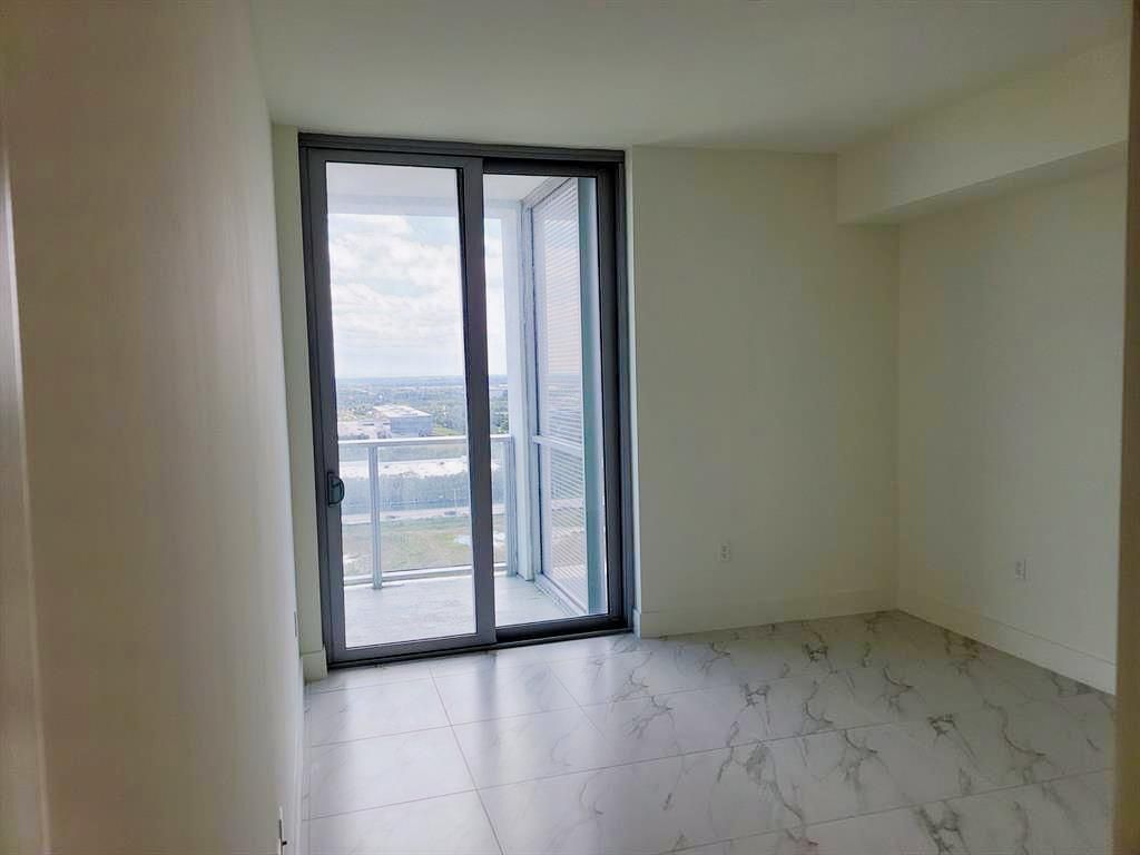 2000 Metropica Way, Unit 2107, Sunrise, FL 33323 Photo