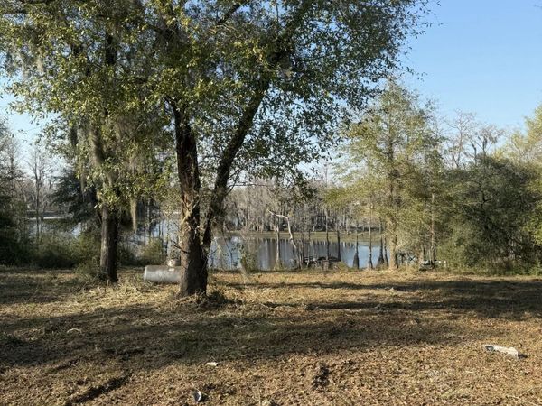 9219 S Silver Lake Road , Fountain, FL 32438