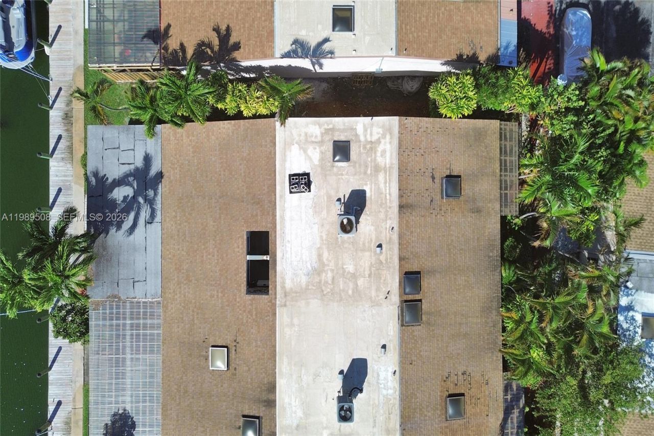 2619 S Parkview Dr , Hallandale Beach, FL 33009 Photo