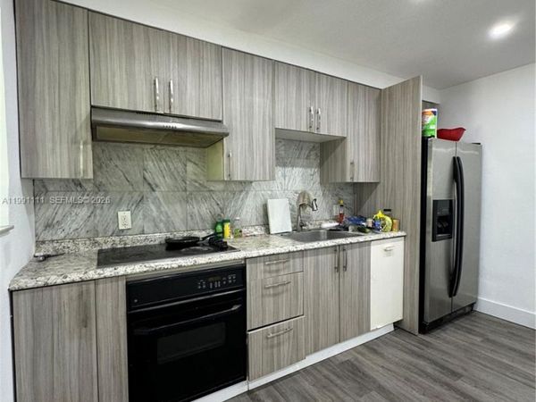 1086 NW 110th St, Unit 1, Miami, FL 33168