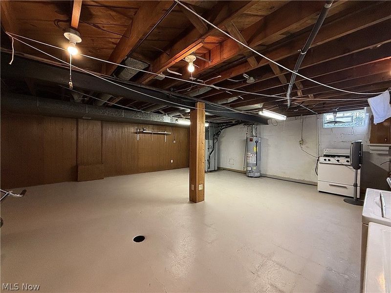 102 Furlen Court, Hubbard, OH 44425 Photo 15