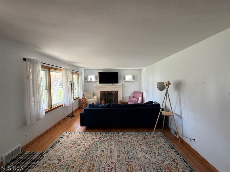 102 Furlen Court, Hubbard, OH 44425 Photo 3