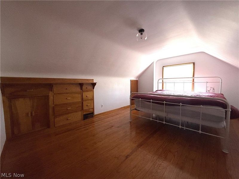 102 Furlen Court, Hubbard, OH 44425 Photo 9