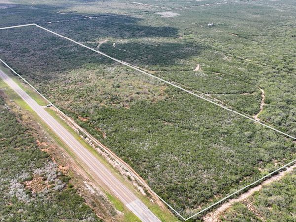 001 Hwy 16, Freer, TX 78357