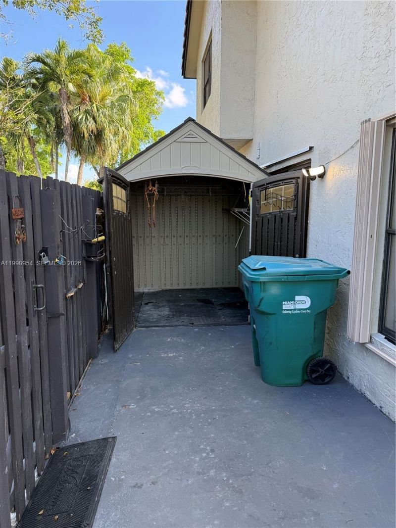 4825 SW 149th Ct, Unit 18B, Miami, FL 33185 Photo