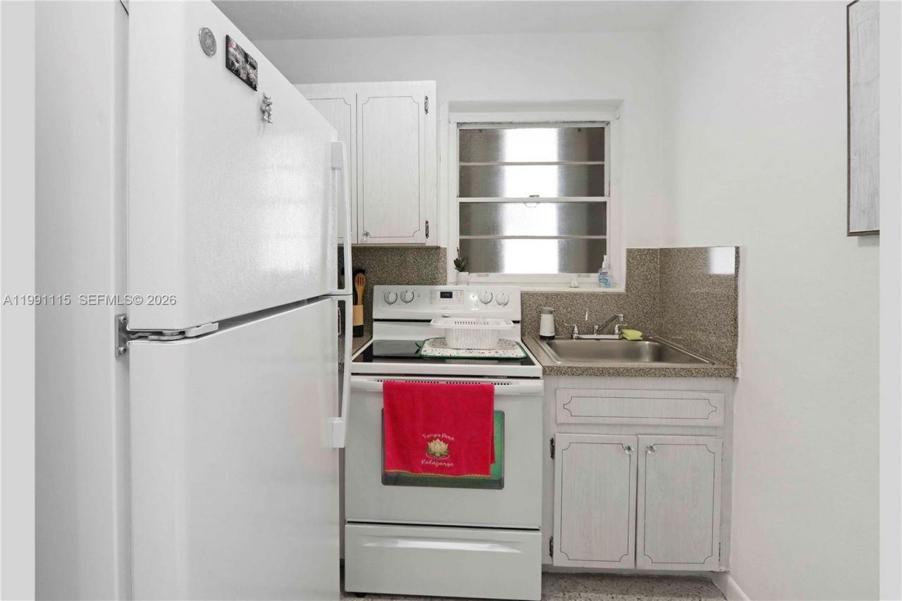 3191 SW 23rd St, Miami, FL 33145 Photo