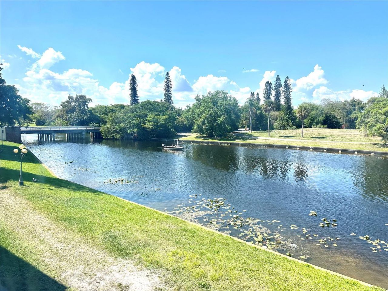 3760 Inverrary Drive, Unit 2M, Lauderhill, FL 33319 Photo