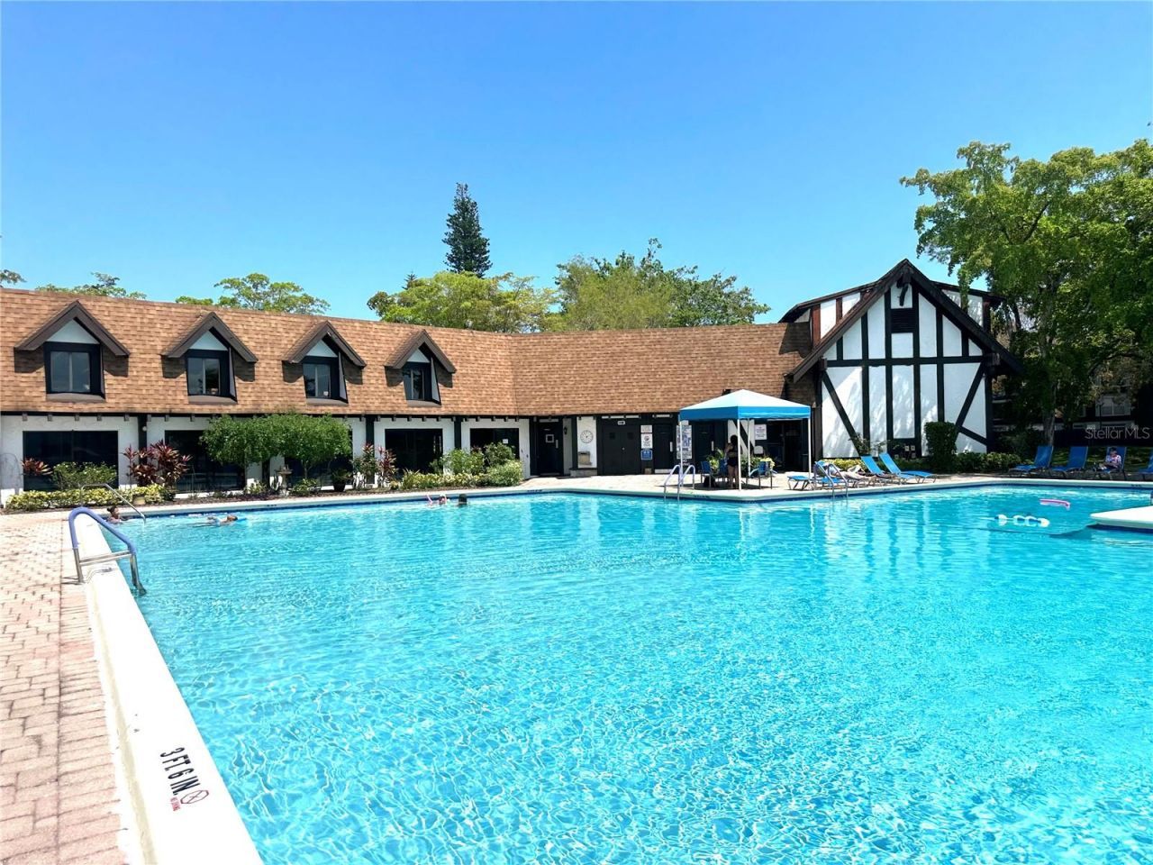 3760 Inverrary Drive, Unit 2M, Lauderhill, FL 33319 Photo