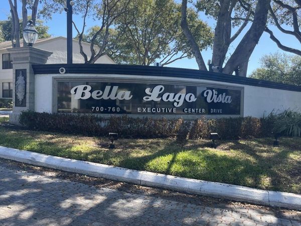 708 Executive Center Drive, Unit 24, West Palm Beach, FL 33401