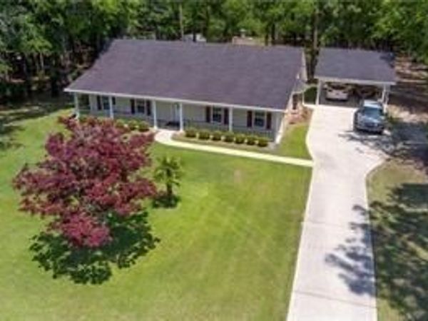 2260 Laura Drive, Semmes, AL 36575