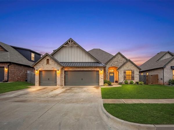 12021 SW 49th Street, Mustang, OK 73064