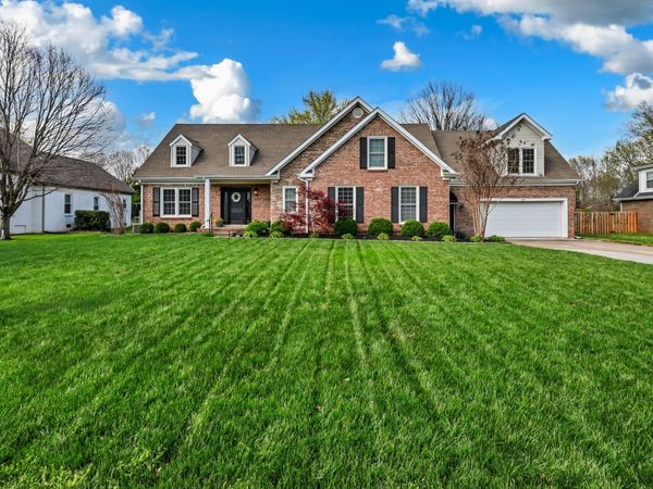 209 Longwood Ln, Clarksville, TN 37043
