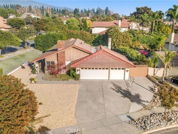 1756 Rosewood, Upland, CA 91784