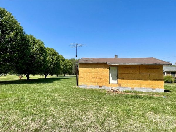 119 Z A Hunter Road, Bessemer City, NC 28016