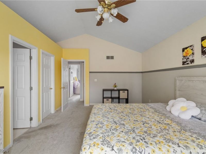 10406 Village Drive, Garrettsville, OH 44231 Photo 15