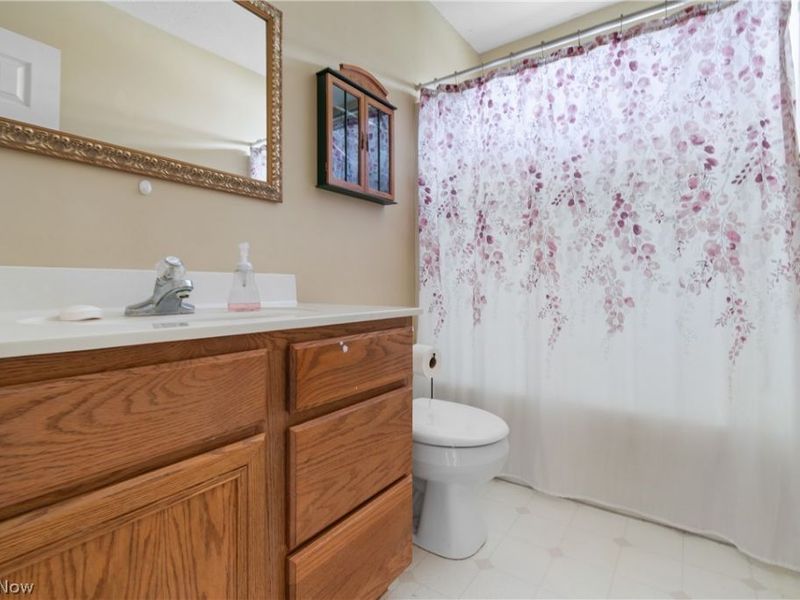 10406 Village Drive, Garrettsville, OH 44231 Photo 19